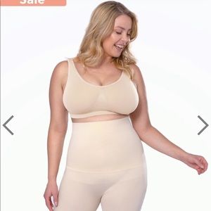 Woman’s high waisted shaper short pants